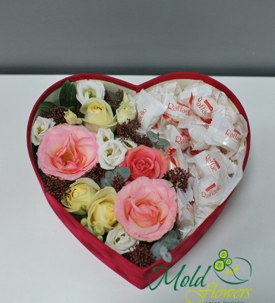 Heart-shaped Box with Roses and Raffaello Chocolates photo 394x433